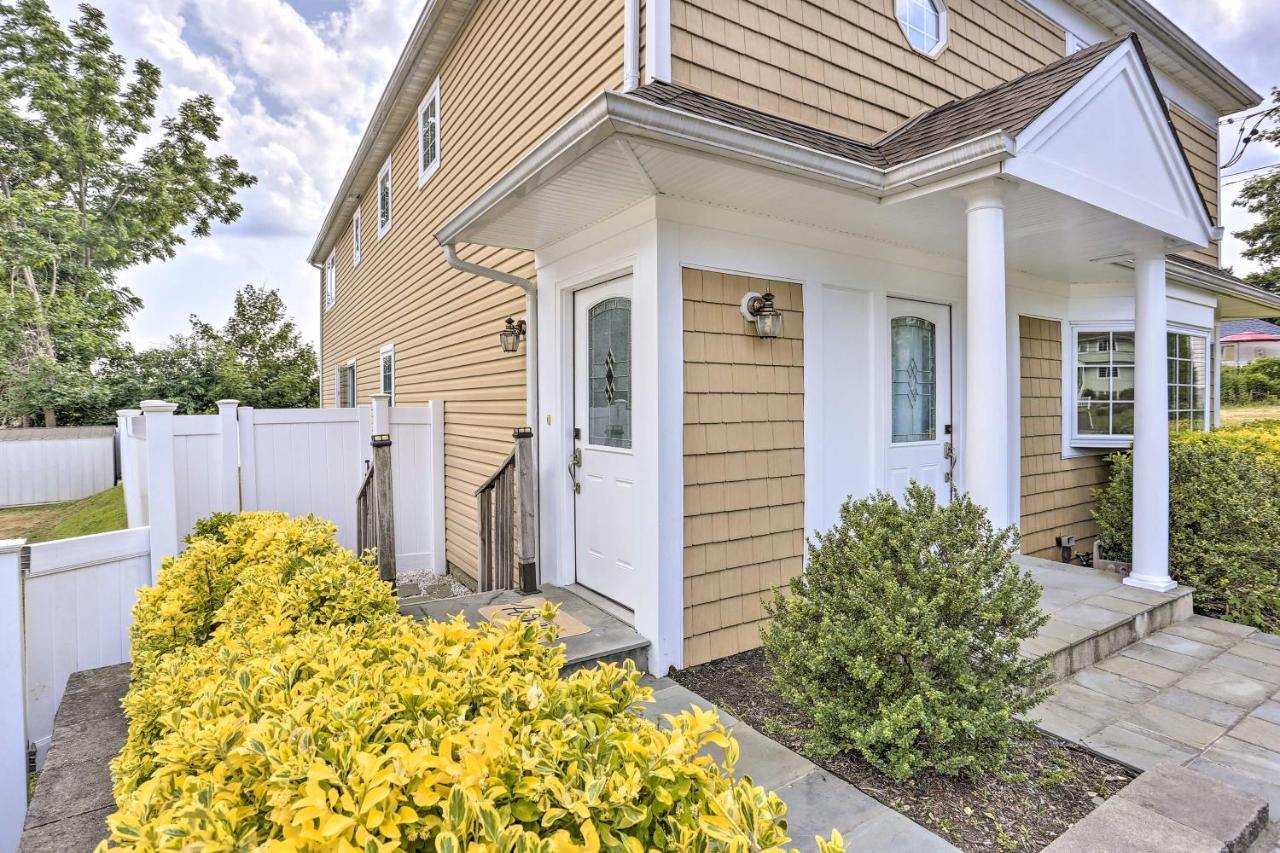 Ideally Located Glen Cove Apartment! Exteriör bild